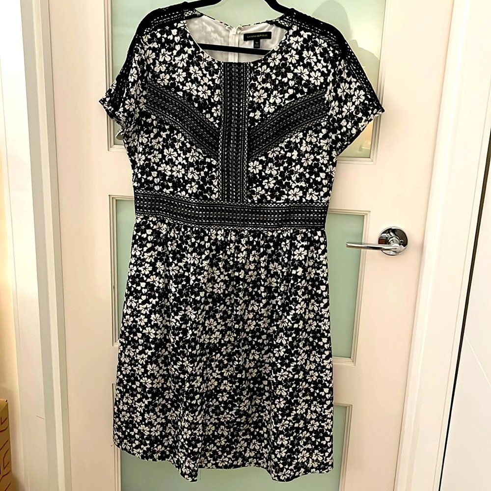 EUC Banana Republic Dress